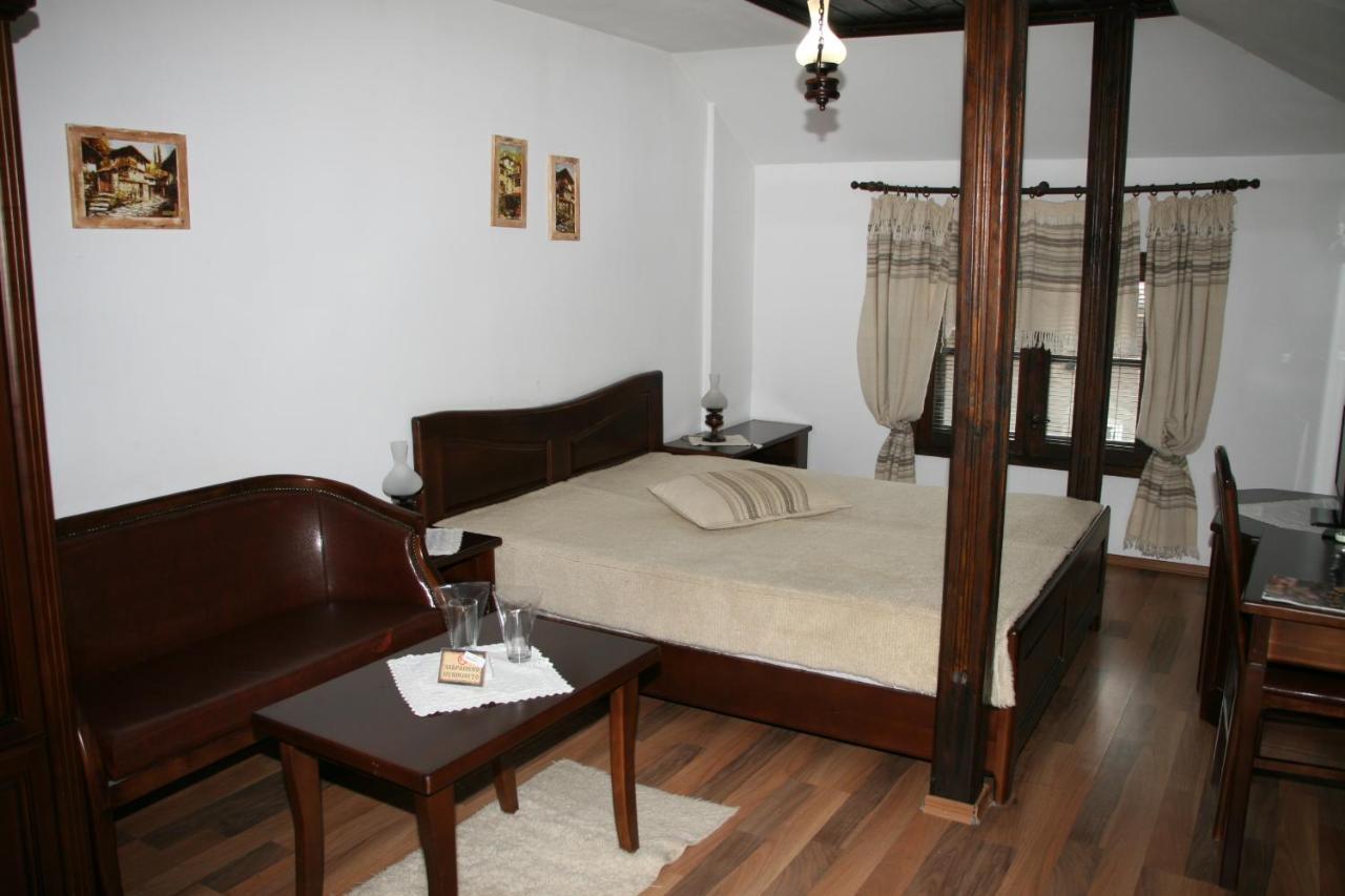 Oazis Guesthouse Λόβετς Εξωτερικό φωτογραφία