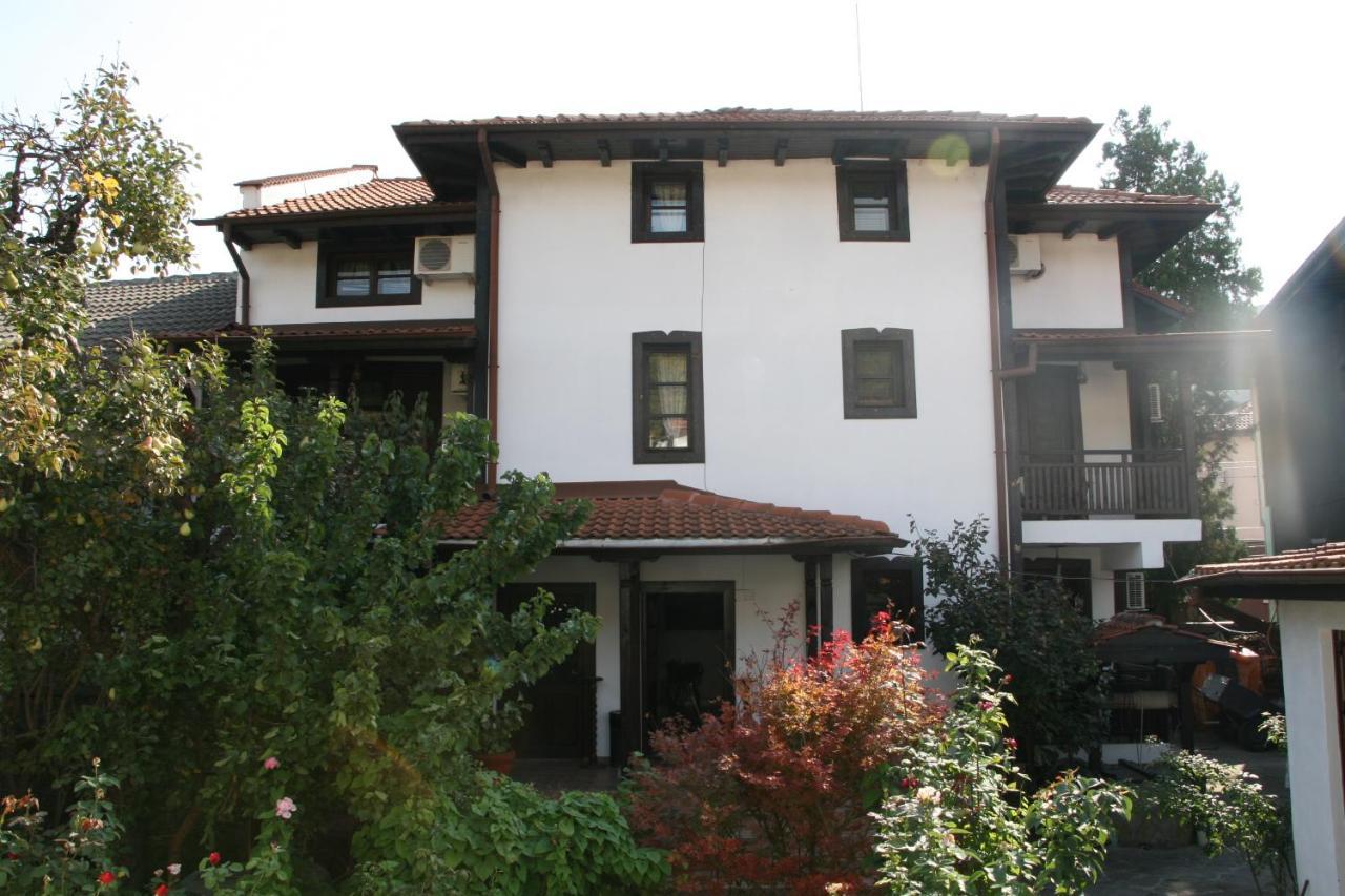 Oazis Guesthouse Λόβετς Εξωτερικό φωτογραφία