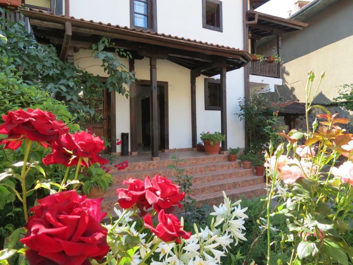 Oazis Guesthouse Λόβετς Εξωτερικό φωτογραφία