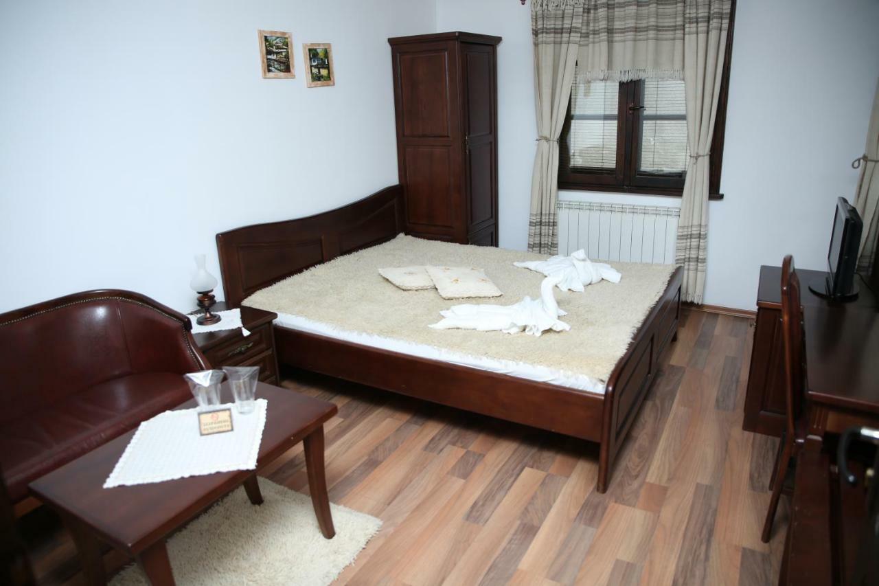 Oazis Guesthouse Λόβετς Εξωτερικό φωτογραφία