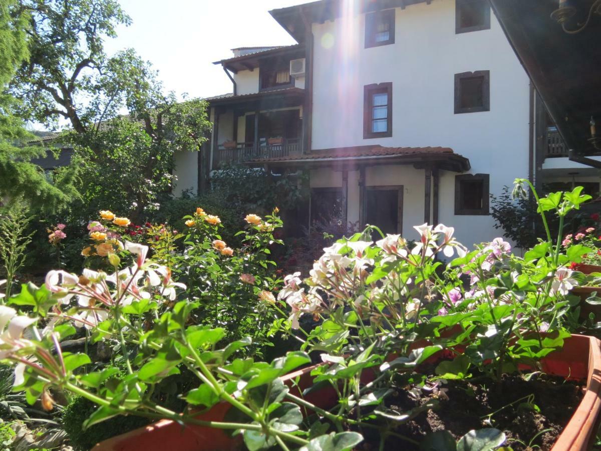 Oazis Guesthouse Λόβετς Εξωτερικό φωτογραφία